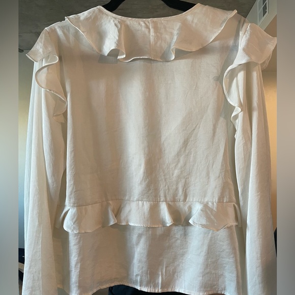 Pleione Cream Blouse - Picture 2 of 2
